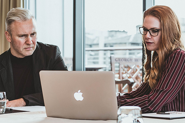 Prüfungsinnovation „praxisbezogene Prüfung" in der Anwendung – Online-Infoveranstaltung für Prüfende im Bachelor Professional in Versicherungen und Finanzanlagen Prüfungsinnovation „praxisbezogene Prüfung" in der Anwendung – Online-Infoveranstaltung für Prüfende im Bachelor Professional in Versicherungen und Finanzanlagen